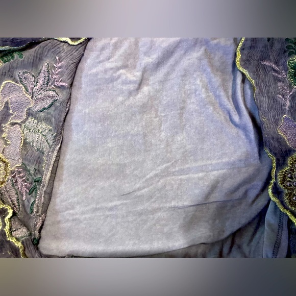 Soft Surroundings Antonia Silk Silver Threads Tunic - Picture 7 of 10